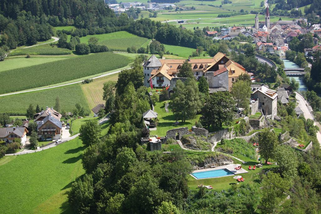 Отель Schloss Sonnenburg Сан-Лоренцо-ди-Себато Номер фото